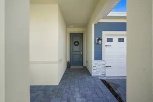 8588 Dahlia Cir, Port Saint Lucie, FL 34986 - Photo 5