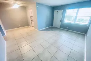 200 Croton Ave, Lantana, FL 33462 - Photo 1