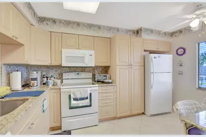 7310 Ashford Place #405, Delray Beach, FL 33446 - Photo 9