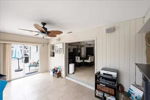279 SW Glenwood Dr, Port Saint Lucie, FL 34984 - Photo 7