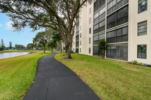 7290 Kinghurst Dr, Delray Beach, FL 33446 - Photo 17