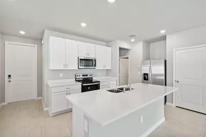 423 Salisbury Circle, Fort Pierce, FL 34982 - Photo 5
