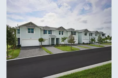 423 Salisbury Circle, Fort Pierce, FL 34982 - Photo 1