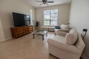 208 SW Whitewood Dr, Port Saint Lucie, FL 34953 - Photo 5
