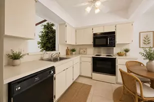 10776 Waterberry Dr, Boca Raton, FL 33498 - Photo 9
