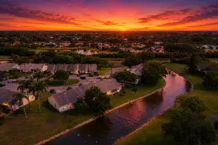 10776 Waterberry Dr, Boca Raton, FL 33498 - Photo 3
