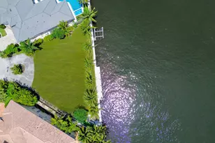 976 Banyan Dr, Delray Beach, FL 33483 - Photo 3