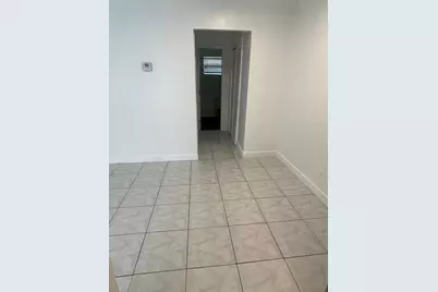 400 SE 9th Court #Apt 9, Hallandale Beach, FL 33009 - Photo 5