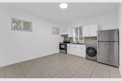 1340 NE 1st Avenue, Fort Lauderdale, FL 33304 - Photo 7
