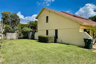 101 NE 28th St, Boca Raton, FL 33431 - Photo 3
