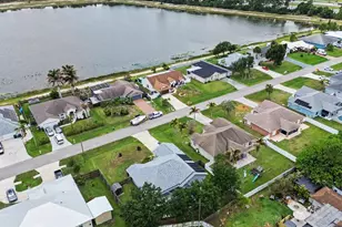 2373 SW Santana Ave, Port Saint Lucie, FL 34953 - Photo 3