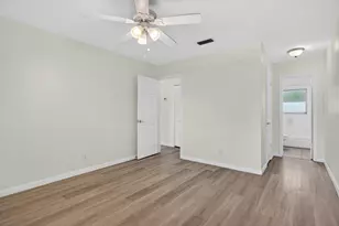 3930 Crystal Lake Dr, Deerfield Beach, FL 33064 - Photo 11