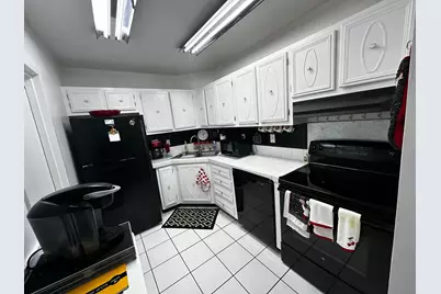 3105 Oakland Shores Drive #J207, Oakland Park, FL 33309 - Photo 5