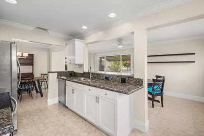 2105 SW 14th Place, Boynton Beach, FL 33426 - Photo 7