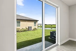 1817 Celebration Dr, Fort Pierce, FL 34947 - Photo 13
