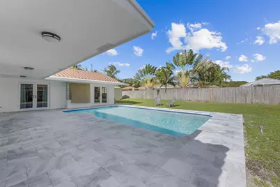 1051 NW 9th Street, Boca Raton, FL 33486 - Photo 5