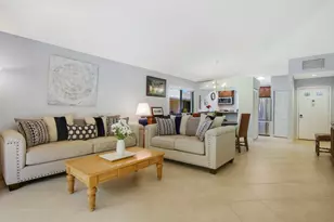 825 Club Dr Dr, Palm Beach Gardens, FL 33418 - Photo 9