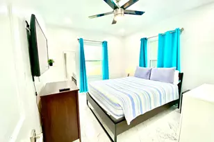 630 NE 17th Way, Fort Lauderdale, FL 33304 - Photo 13