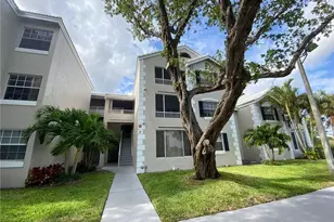 2841 N Oakland Forest Dr, Oakland Park, FL 33309 - Photo 15