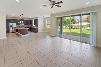 3001 Strada Court, Royal Palm Beach, FL 33411 - Photo 9