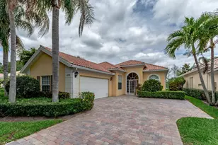 4705 Dovehill Dr, Palm Beach Gardens, FL 33418 - Photo 1
