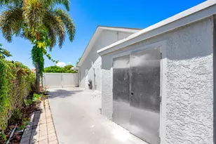 1402 Cormorant Rd, Delray Beach, FL 33444 - Photo 35
