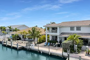 180 9th St, Key Colony Beach, FL - Photo 7