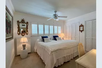 139 Sunrise Avenue #204, Palm Beach, FL 33480 - Photo 21