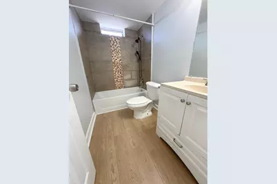 1501 Crescent Circle, West Palm Beach, FL 33403 - Photo 9