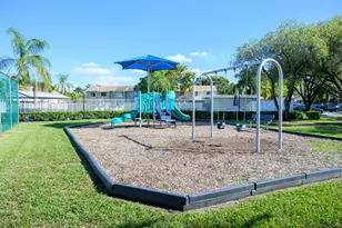 11197 NW 37th St, Sunrise, FL 33351 - Photo 31