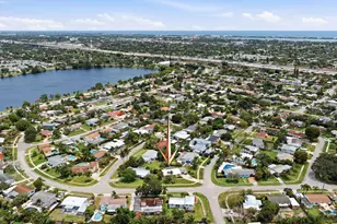 1452 Crest Dr, Lake Worth, FL 33461 - Photo 29