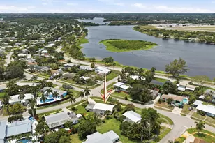 1452 Crest Dr, Lake Worth, FL 33461 - Photo 25