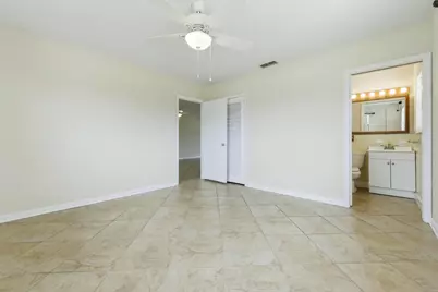 1452 Crest Drive, Lake Worth, FL 33461 - Photo 17