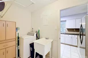 7210 NW 77th St, Tamarac, FL 33321 - Photo 23