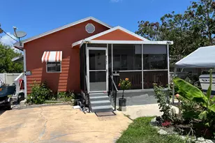 8545 SE Mars St, Hobe Sound, FL 33455 - Photo 1