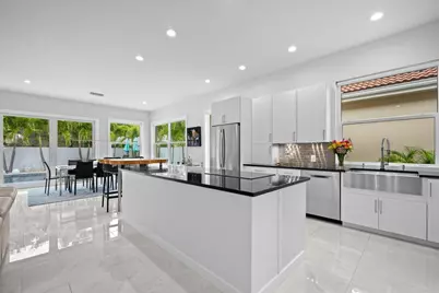 169 Hampton Circle, Jupiter, FL 33458 - Photo 5