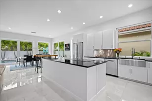 169 Hampton Cir, Jupiter, FL 33458 - Photo 5