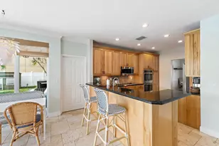 10295 Allamanda Blvd, Palm Beach Gardens, FL 33410 - Photo 11