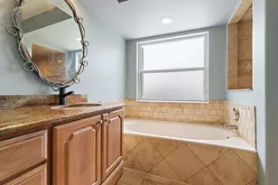 10295 Allamanda Blvd, Palm Beach Gardens, FL 33410 - Photo 27