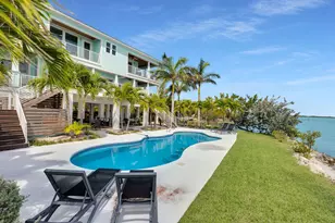 17387 Dolphin St E, Sugarloaf Key, FL 33042 - Photo 5