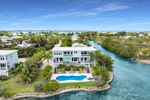 17387 Dolphin St E, Sugarloaf Key, FL 33042 - Photo 1