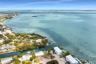 17387 Dolphin St E, Sugarloaf Key, FL 33042 - Photo 55