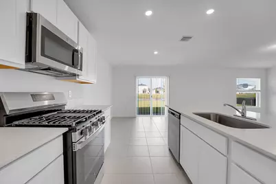 5936 Mangrove Drive, Port Saint Lucie, FL 34987 - Photo 9