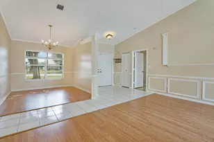 10567 Paso Fino Dr, Wellington, FL 33449 - Photo 9