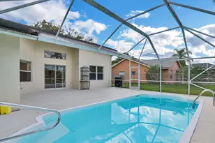 10567 Paso Fino Dr, Wellington, FL 33449 - Photo 3