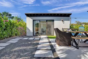 225 NE 10th St, Delray Beach, FL 33444 - Photo 45