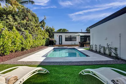225 NE 10th Street, Delray Beach, FL 33444 - Photo 15
