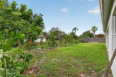 1974 SW Idaho Lane, Port Saint Lucie, FL 34953 - Photo 41
