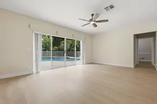 7555 Live Oak Dr, Coral Springs, FL 33065 - Photo 7