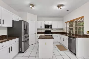 7555 Live Oak Dr, Coral Springs, FL 33065 - Photo 3